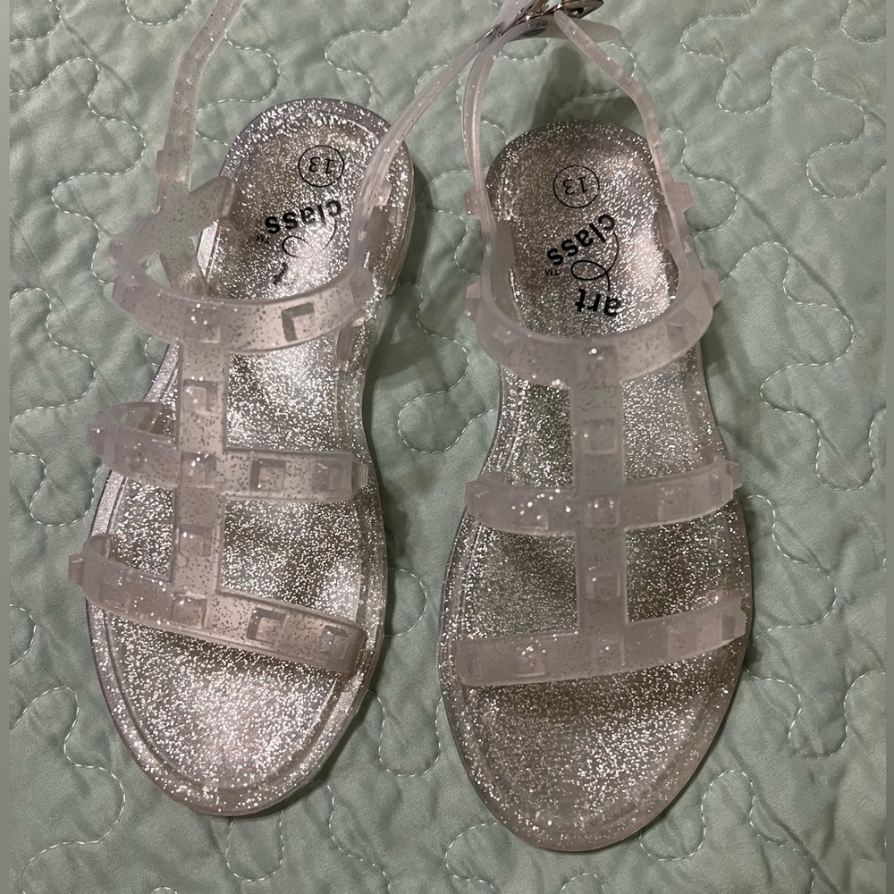 Art Class Plastic Sandals